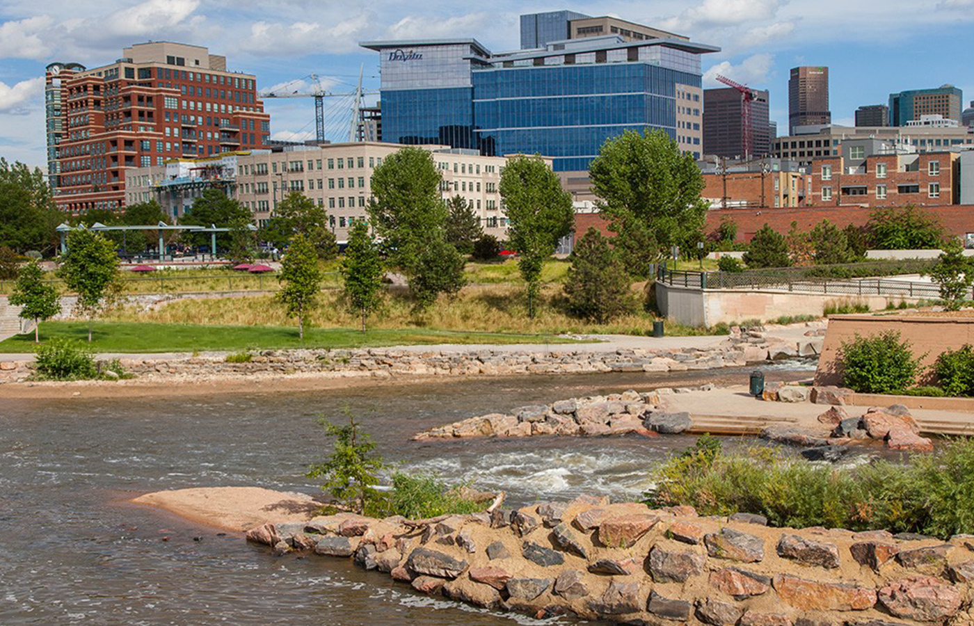 Confluence Park family photo location in Denver